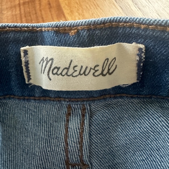 madewell high-rise slim boyjean distressed - Picture 5 of 9